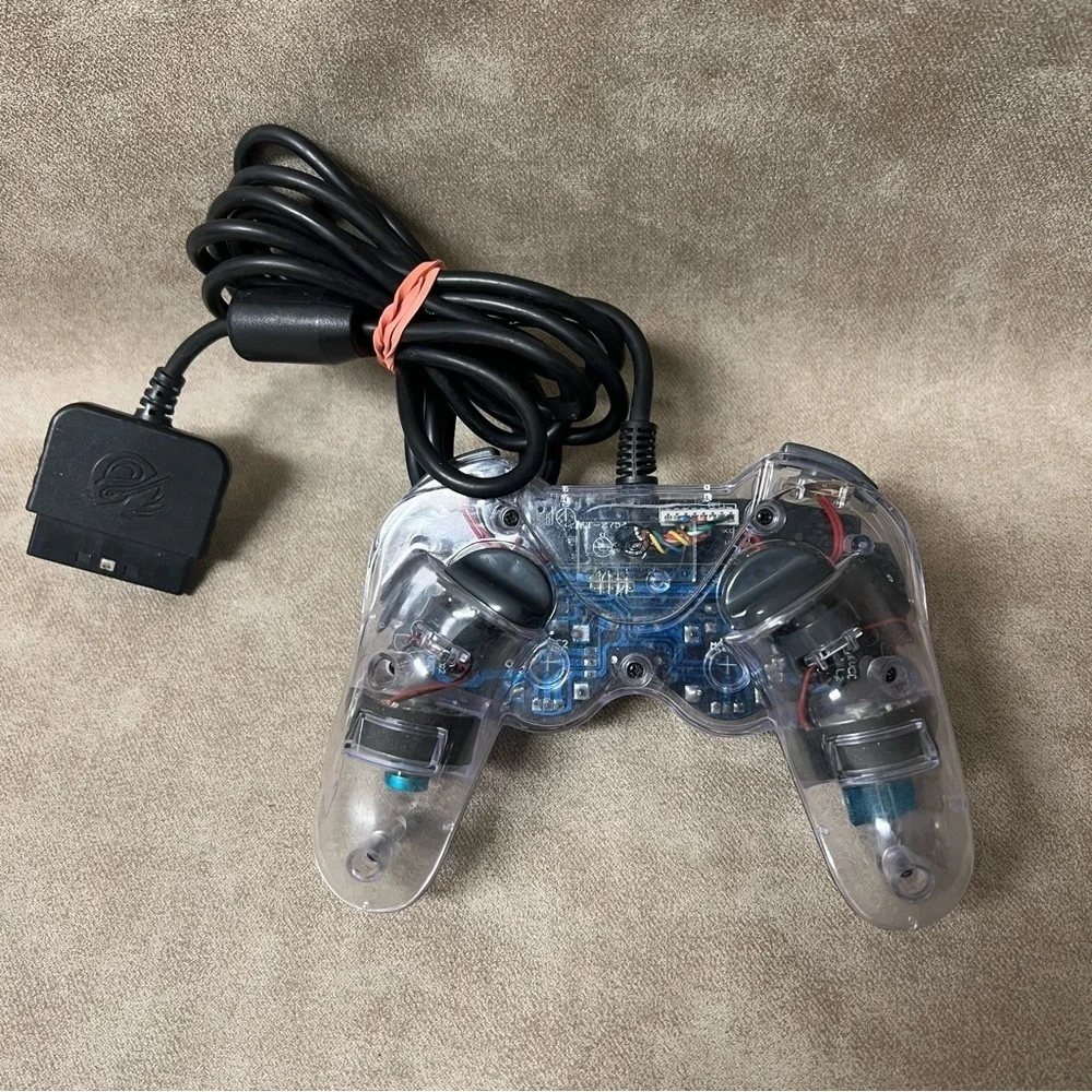 PSI/PS2 Pelican Chameleon Wired Controller
